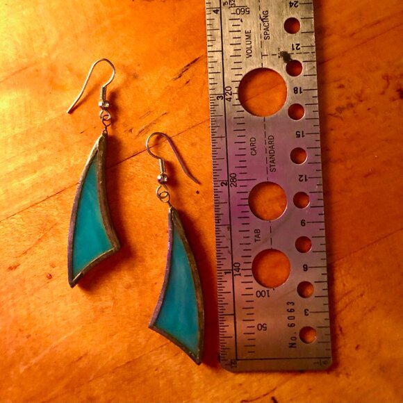 Chic Handmade Artisan Aqua Blue Glass Earrings - Picture 3 of 3